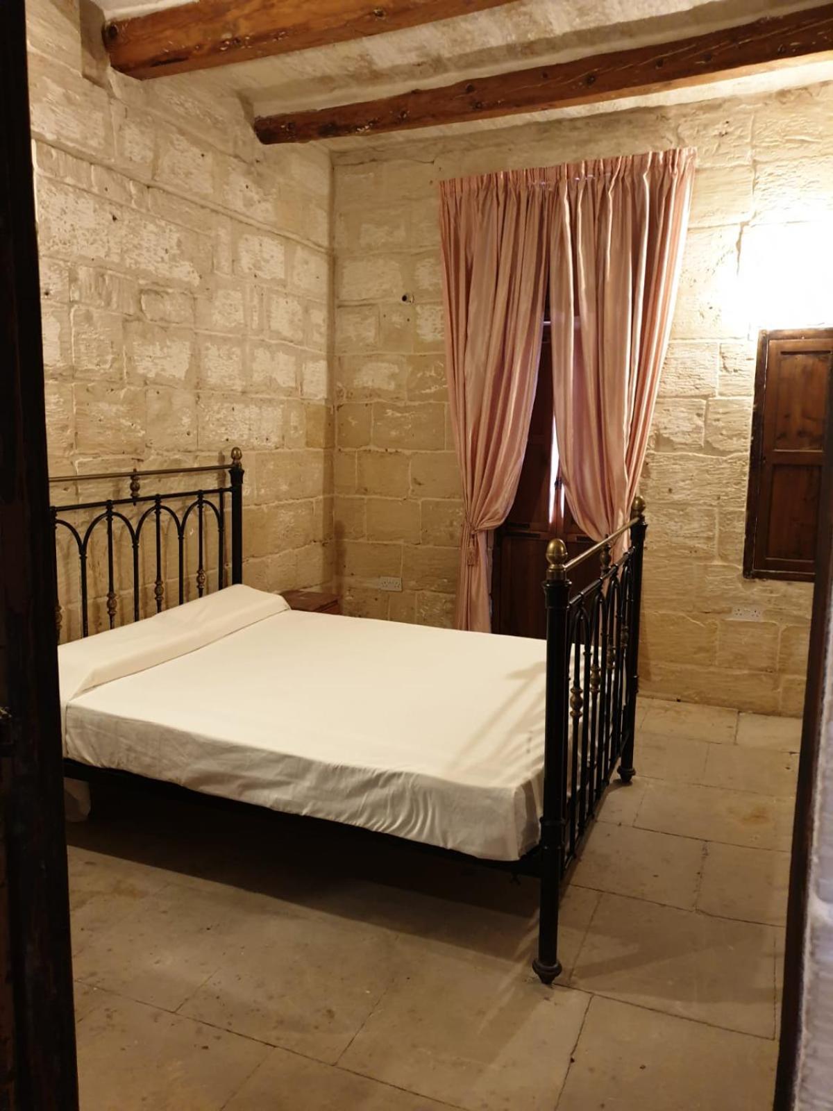 Tifkira Villa Birgu Luaran gambar